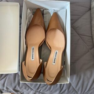 Manolo Blahnik Brown Pointed Toe Heels